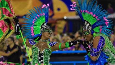 「リオデジャネイロの太陽の祭り」：5世紀ブラジルにおける太陽崇拝と古代の祭祀慣行